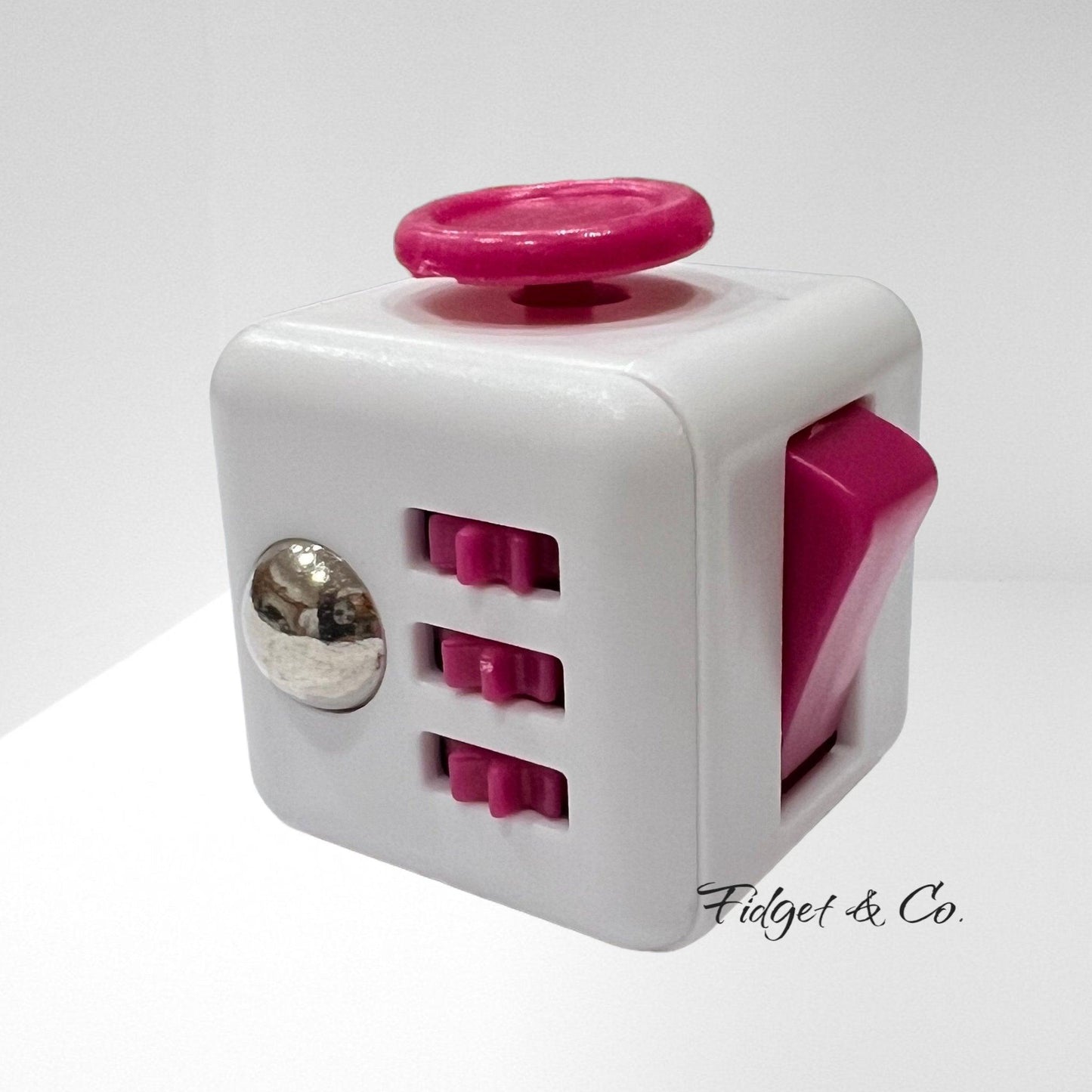 6 Sided Fidget Cube with Protective Display/Case - Fidget & Co.