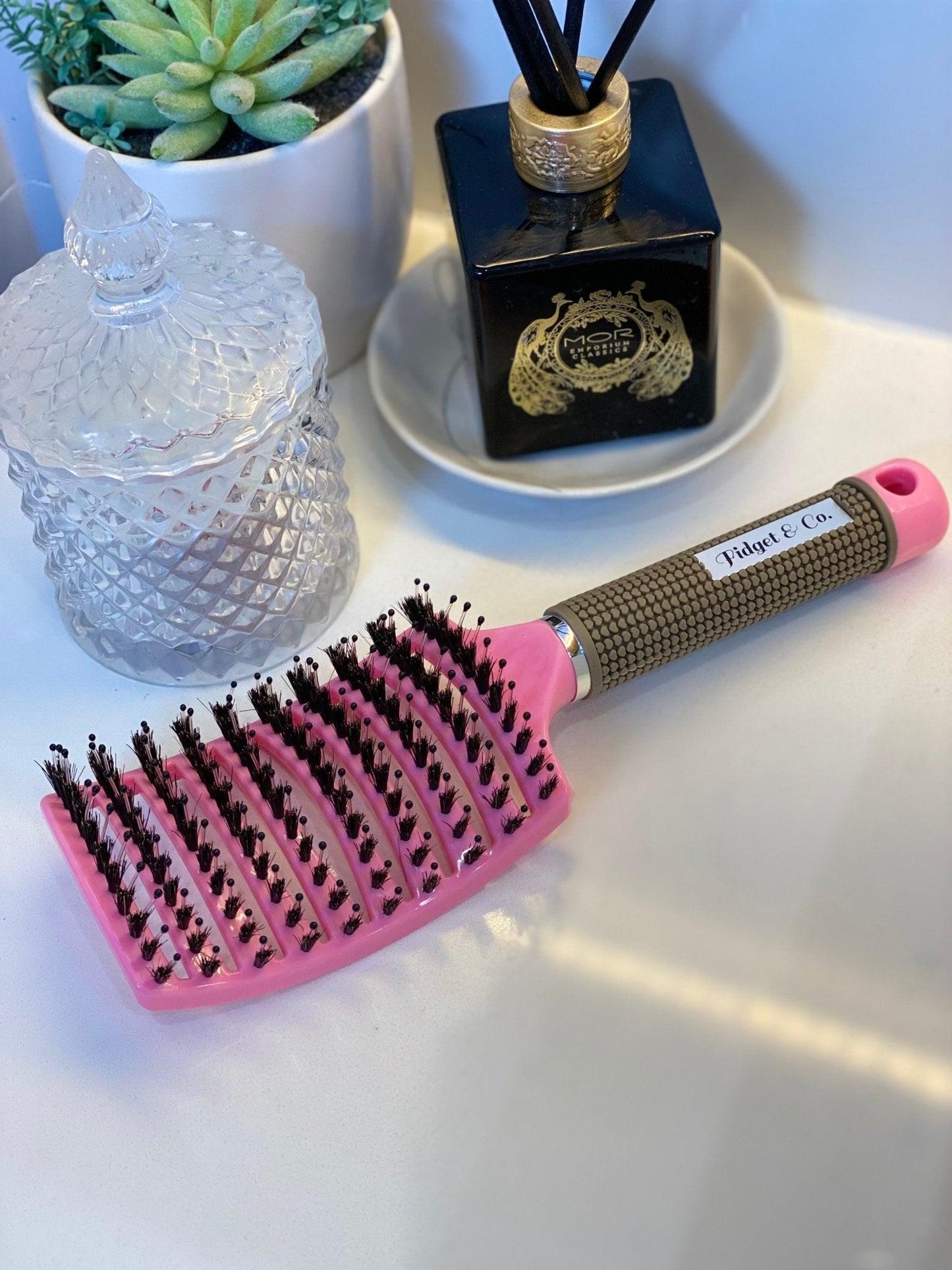 Fidget & Co. Detangling Vented Hairbrush - Fidget & Co.